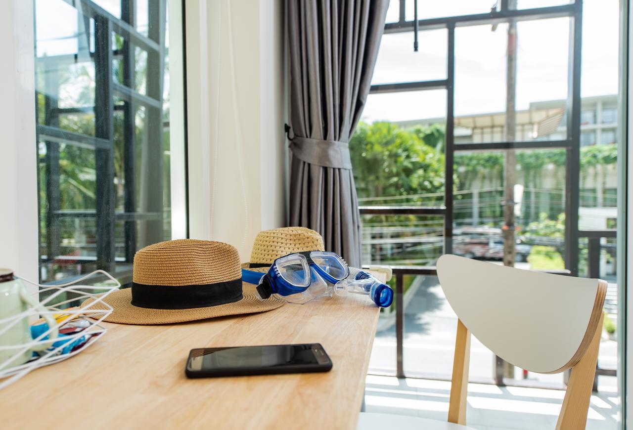 Dwell Phuket Airport Hotel At Naiyang Nai Yang Beach Buitenkant foto